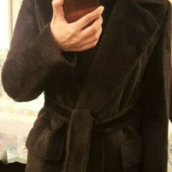 New 100% Authentic Max Mara coat, size US 2 (XS), bargain! - Picture 2 of 5
